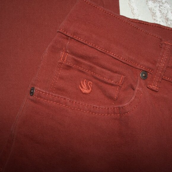 Gloria Vanderbilt Amanda Straight Leg Pants - Picture 8 of 8